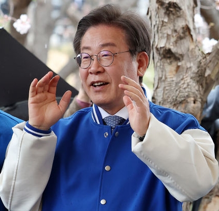 이재명 프로필 나이 고향 학력 키 지지율