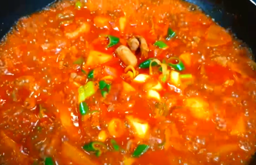 감자 돼지고기 짜글이찌개