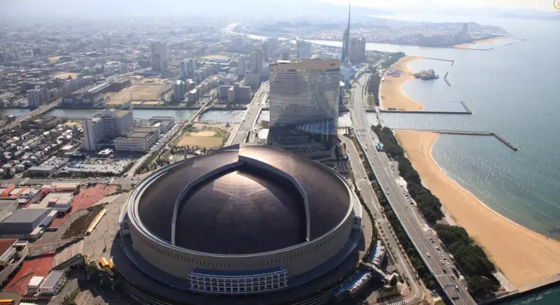 후쿠오카-돔구장-외부-항공-사진