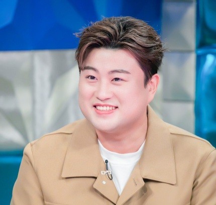 김호중 프로필 가정사 전여자친구 폭행 논란