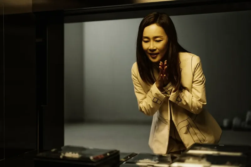 더 에이트 쇼(The 8 Show)에서 문정 역을 맡은 문정희