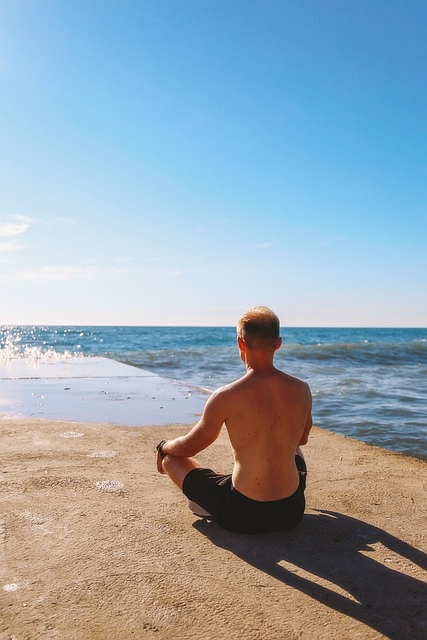 어깨 통증 원인과 치료법