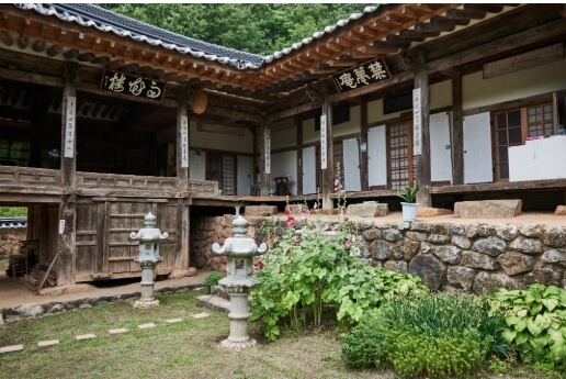 영월 금몽암 : 단종이 금중에서 꿈을 꾸고 창건 산중 고요 속에서 마주하는 수행의 공간