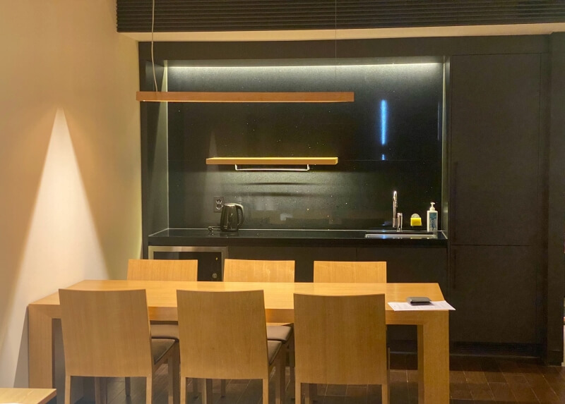 글래드-하우스-키친-공간