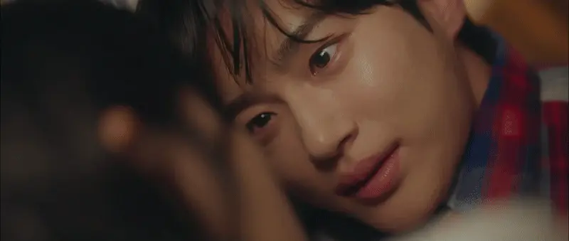 애틋한-키스를-나누고-하룻밤을-보내는-선재와-솔