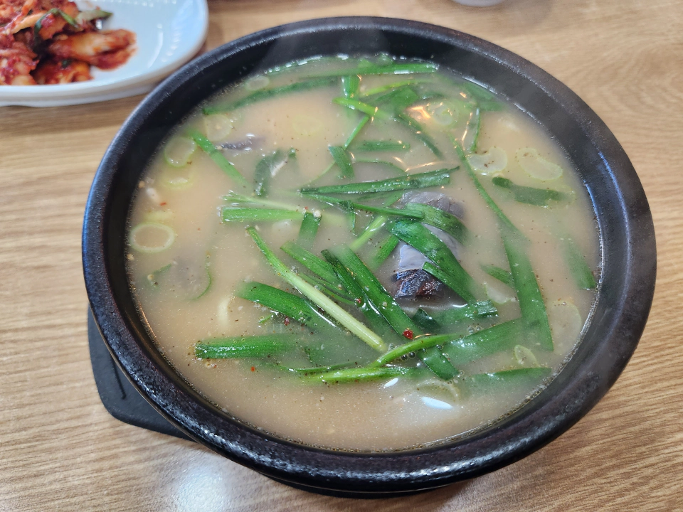 동춘사골순대국위치