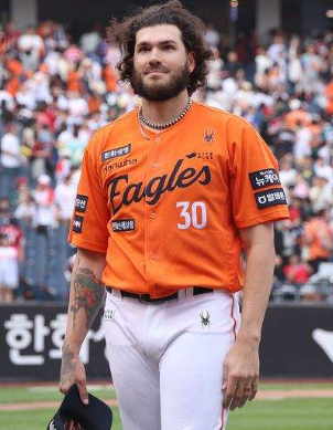 한화 폰세선수의 모습