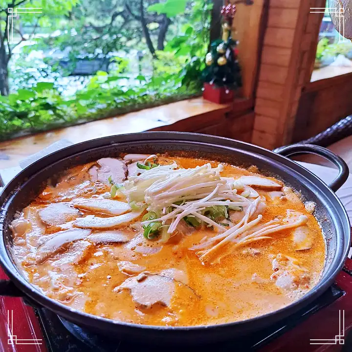 생생정보 잣순두부전골 잣두부전골 두부 전골 맛집