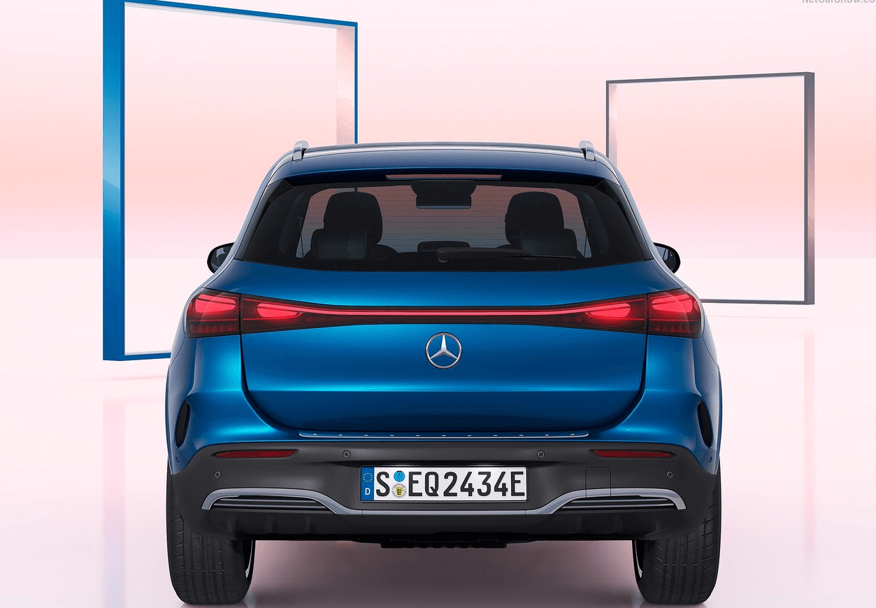 메르세데스 벤츠 EQA 250 전기차