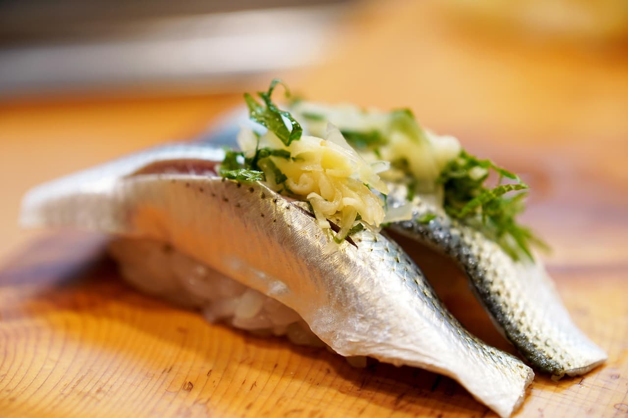 빙어(smelt)·작은 어류 섭취의 미세 미네랄(셀레늄, 아연)과 면역 기능 상관관계