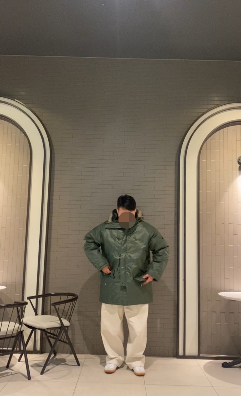 데일리룩(2024. 3. 10.)로스코 ROTHCO N-3B 스노클 패딩 파카 M65 패딩 밀리터리 패딩, 무신사스탠다드 무신사 데님 와이드 벌룬 팬츠, 푸마 아미 트레이너 뮬