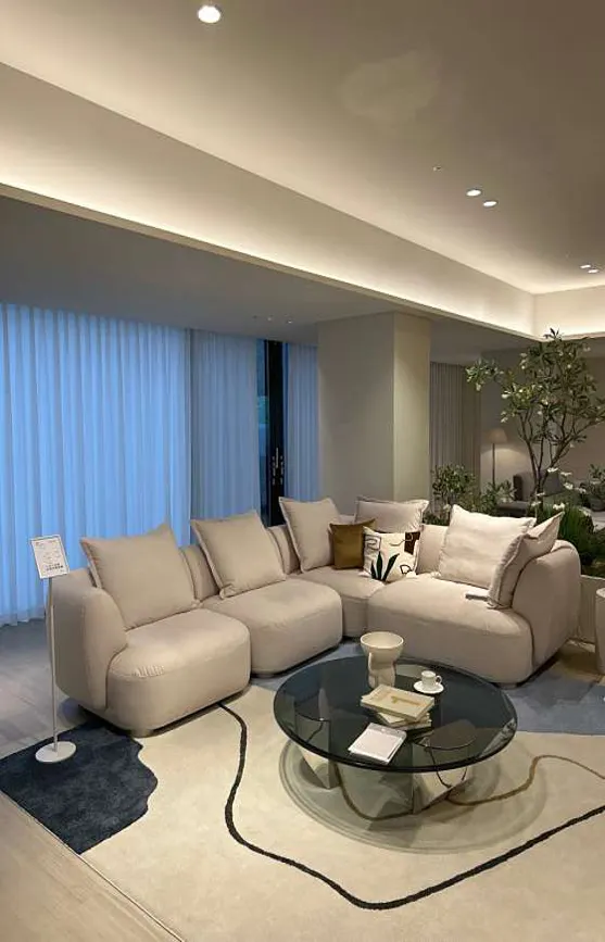 자코모 직영플래그십 용인점