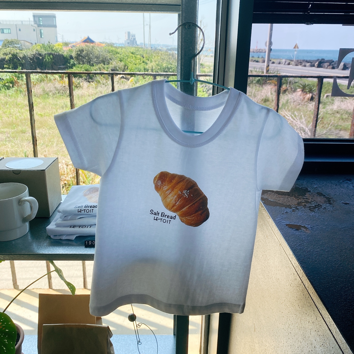 제주 구좌 평대해변 르토아베이스먼트 카페