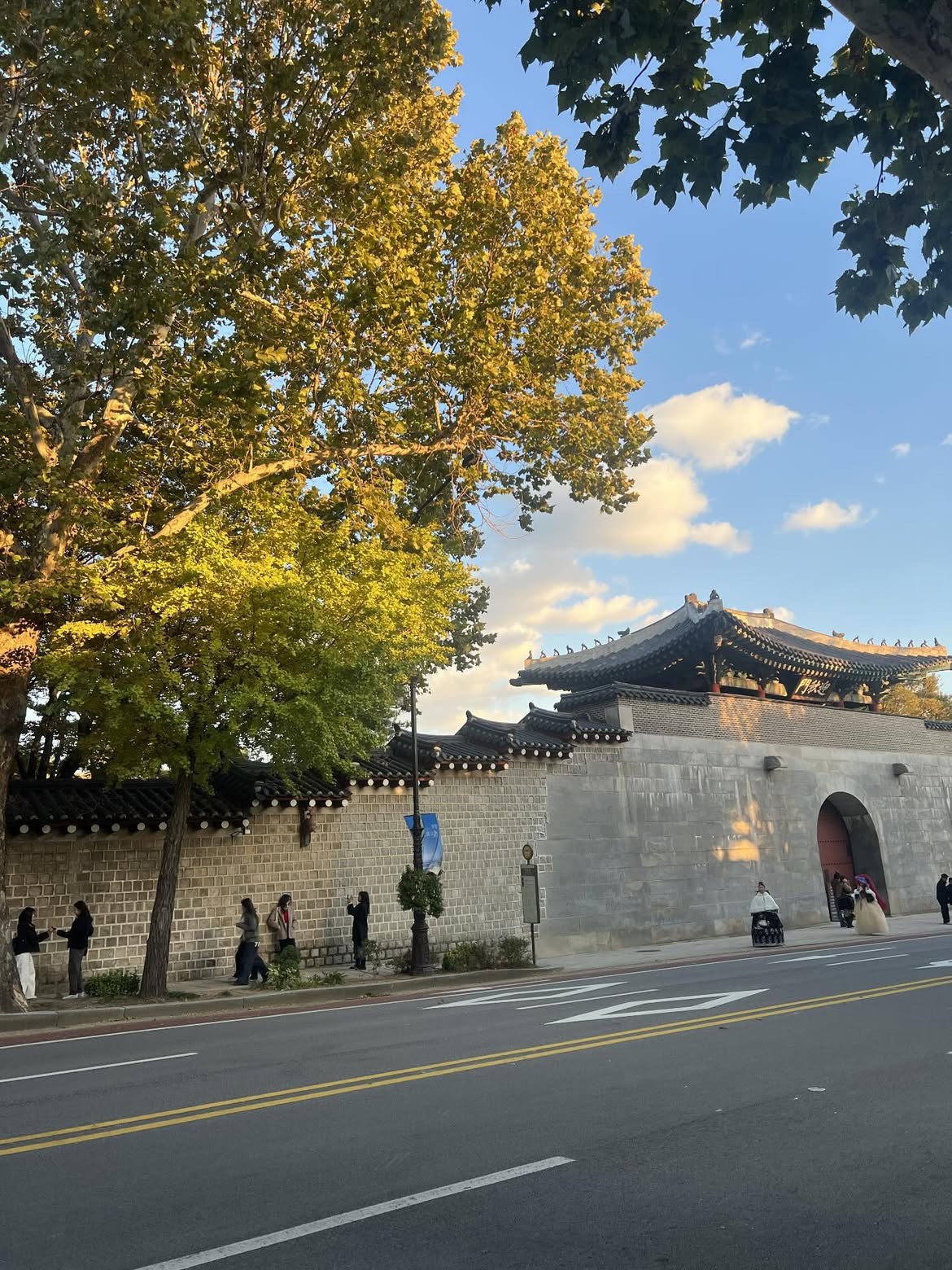 서울 종로 데이트 코스 경복궁 &rarr; 서촌 &rarr; 통인시장 관련사진