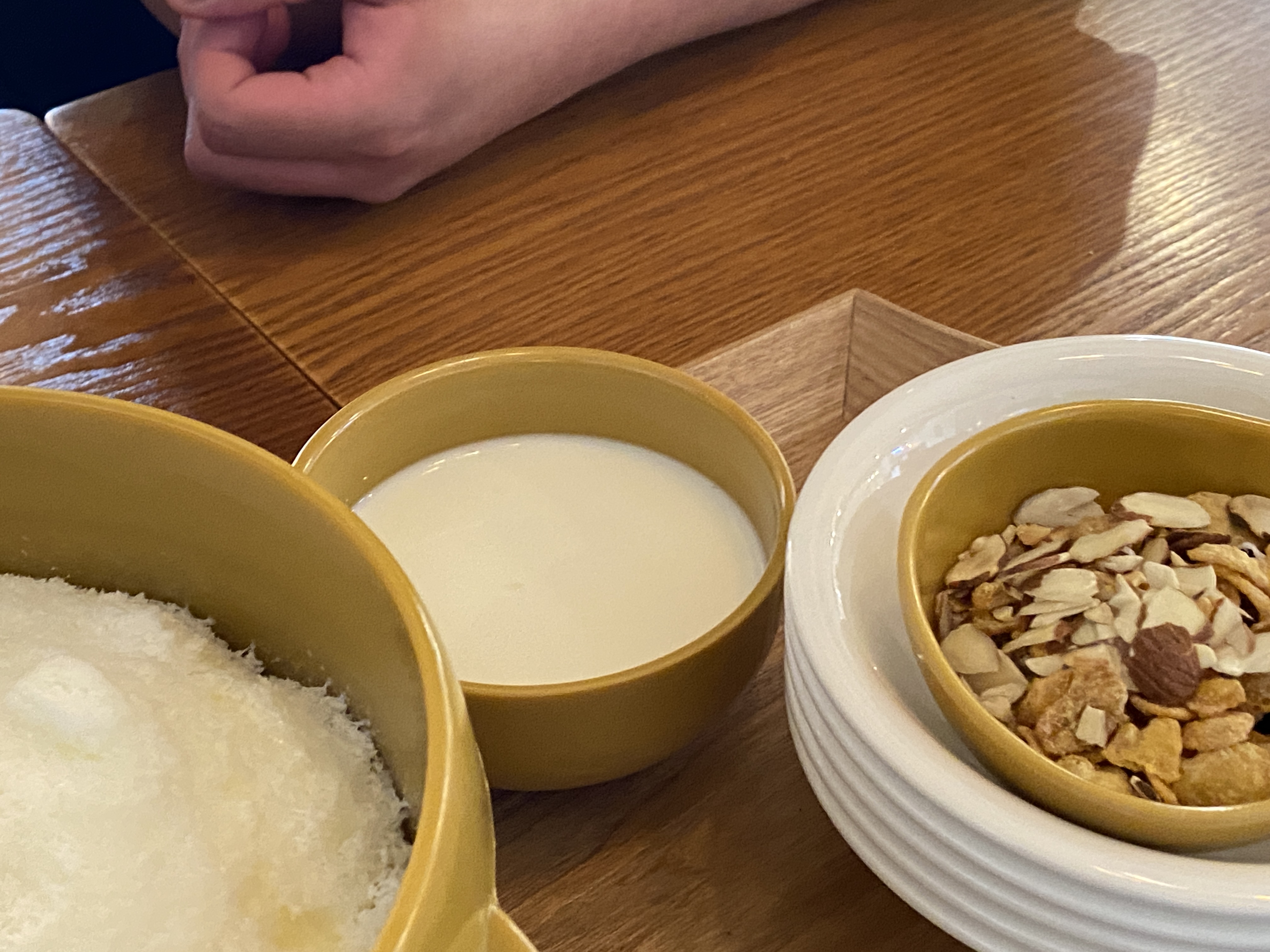 카페 주택459 팥빙수 우유빙수 흑임자빙수