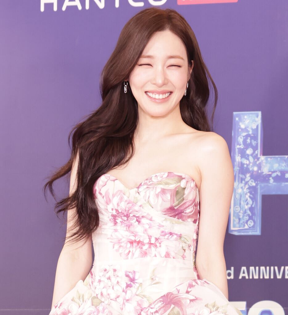 티파니 변요한 결혼 법적부부 혼인신고 후 스몰웨딩 ❘ 나이 학력 직업 프로필