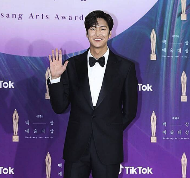 나인우 군면제&amp;#44; 대중의 반응은? SNS 화제 소식