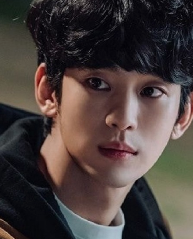 배우 김수현 프로필