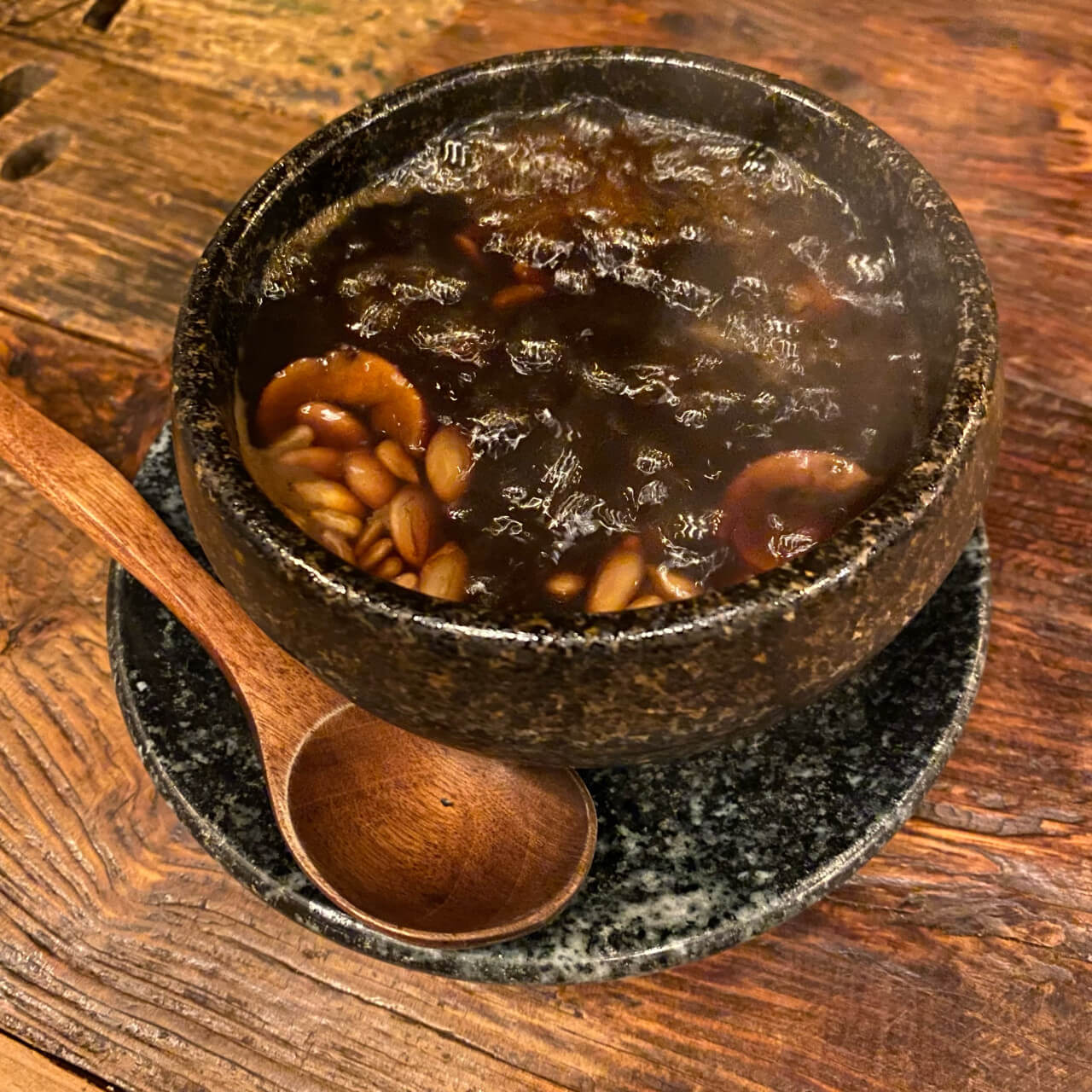 오늘N 2513회 커피 한잔할래요? 전북 남원 올드카와 5만여 점 골동품이 한옥 공간을 가득 채운 이색카페 옛사랑1962