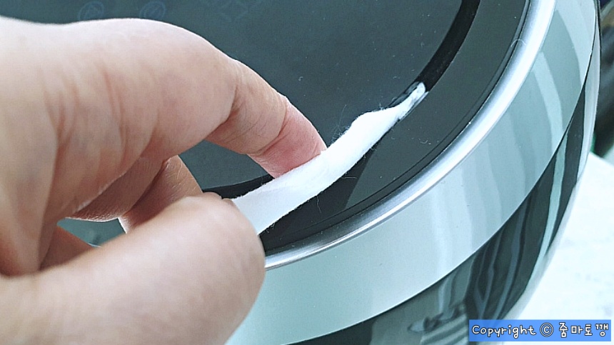 빨대-끼워-먼지-제거