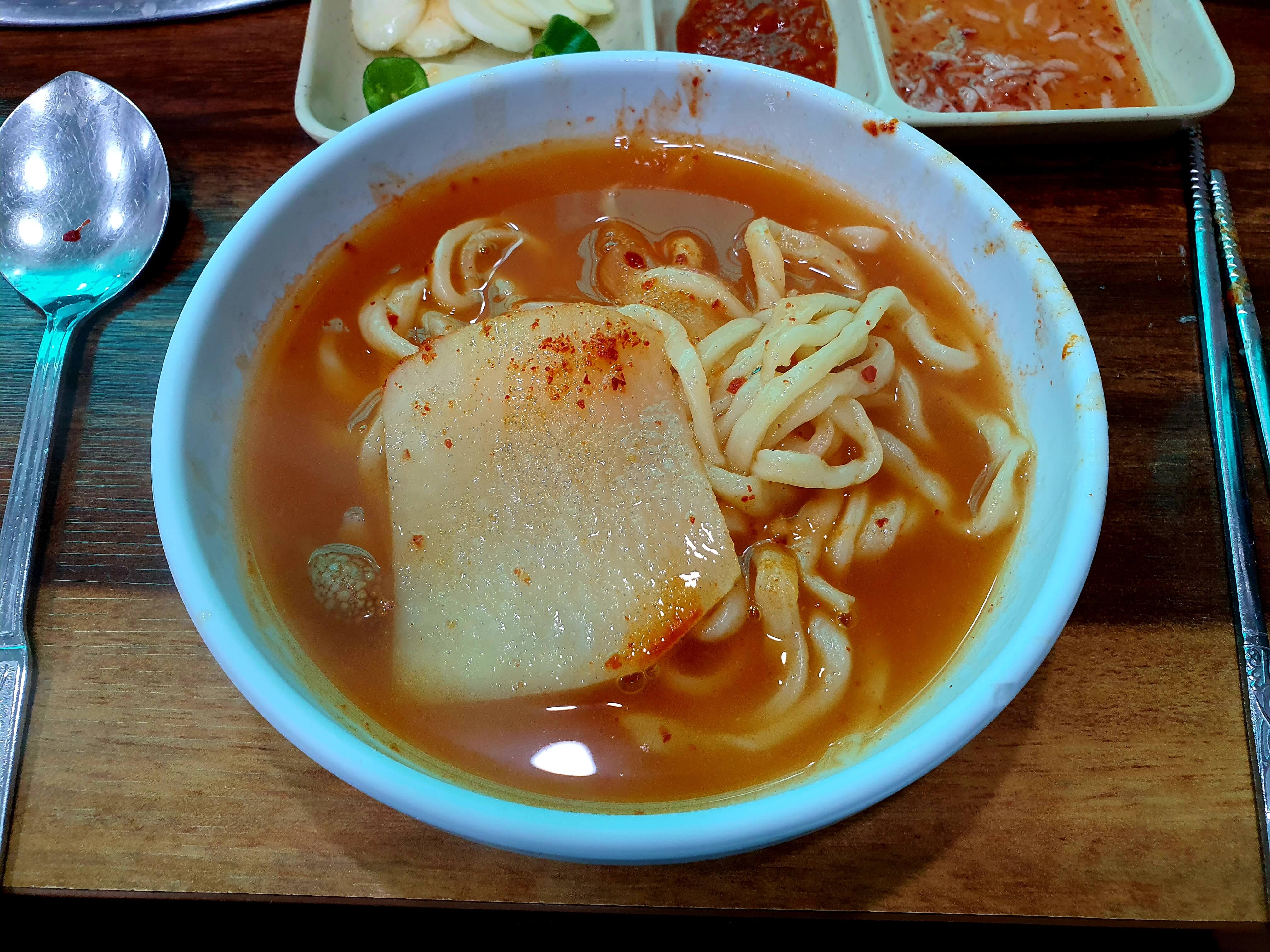 전통궁중칼국수