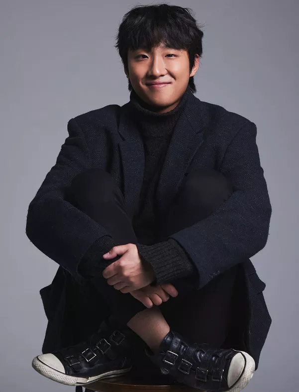 홍사빈