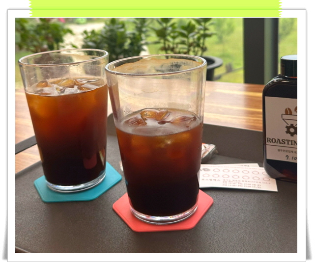 오늘N 커피한잔할래요 형제카페 모던한 동생카페 메뉴