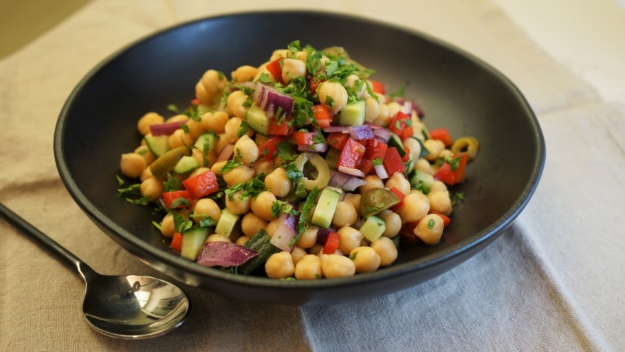 해독에 좋은 병아리콩 샐러드