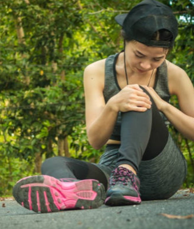 무릎통증 보호대와 평소에 착용가능한 스타일의 보호대