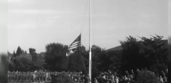 미국 성조기올라가는 모습