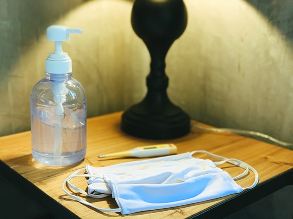 코로나 잠복기간 이미지 입니다.