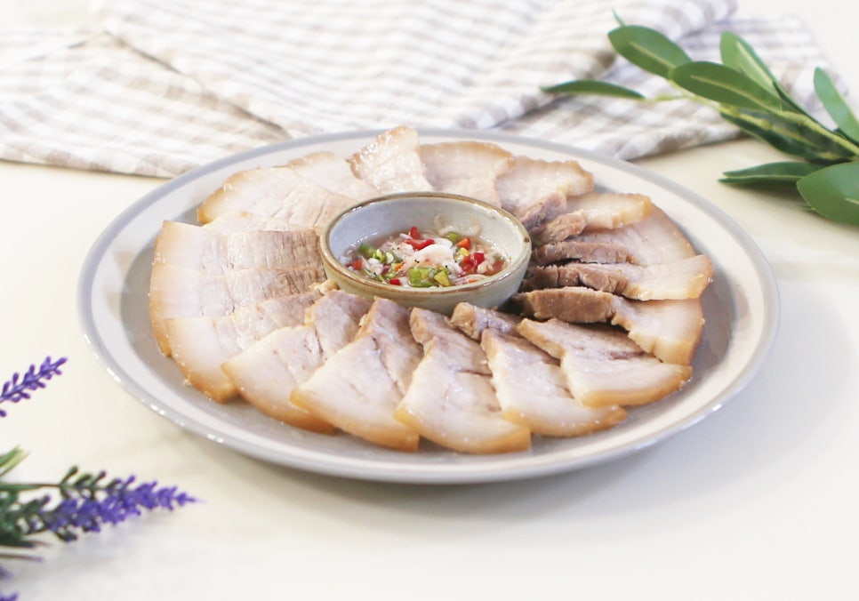 돼지고기 수육 삶는법