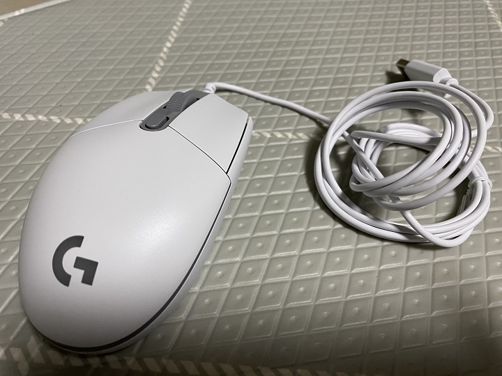 흰색-마우스와-연결선