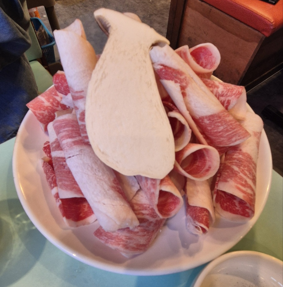 버섯과 차돌박이