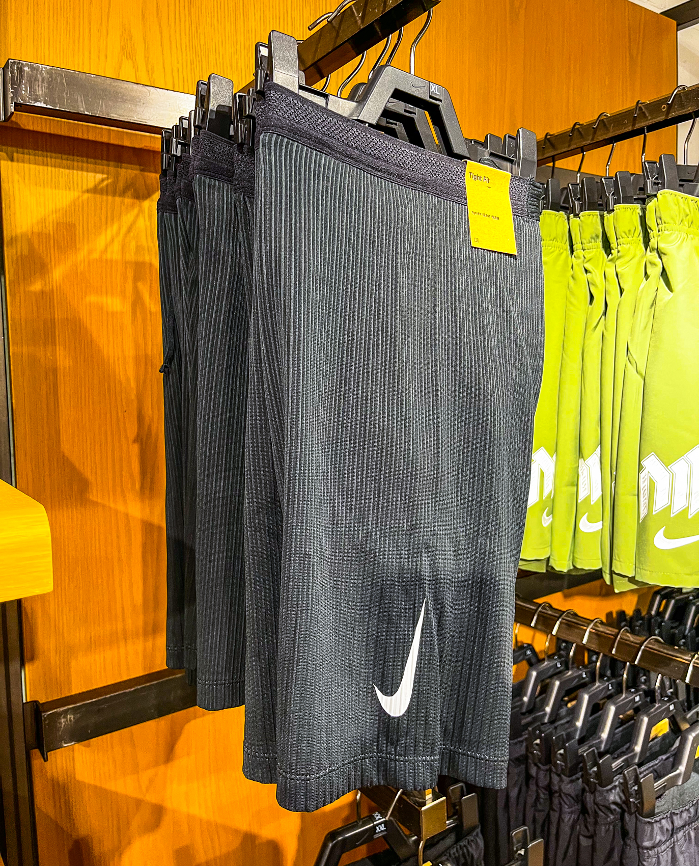 후쿠오카 나이키 매장 타이즈