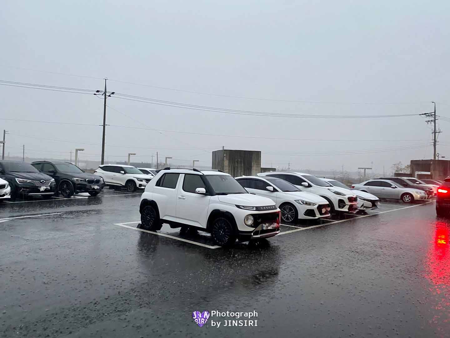 ํฌ๋ ๋ฆฌ์ FORERIUM ์ฃผ์ฐจ์ฅ