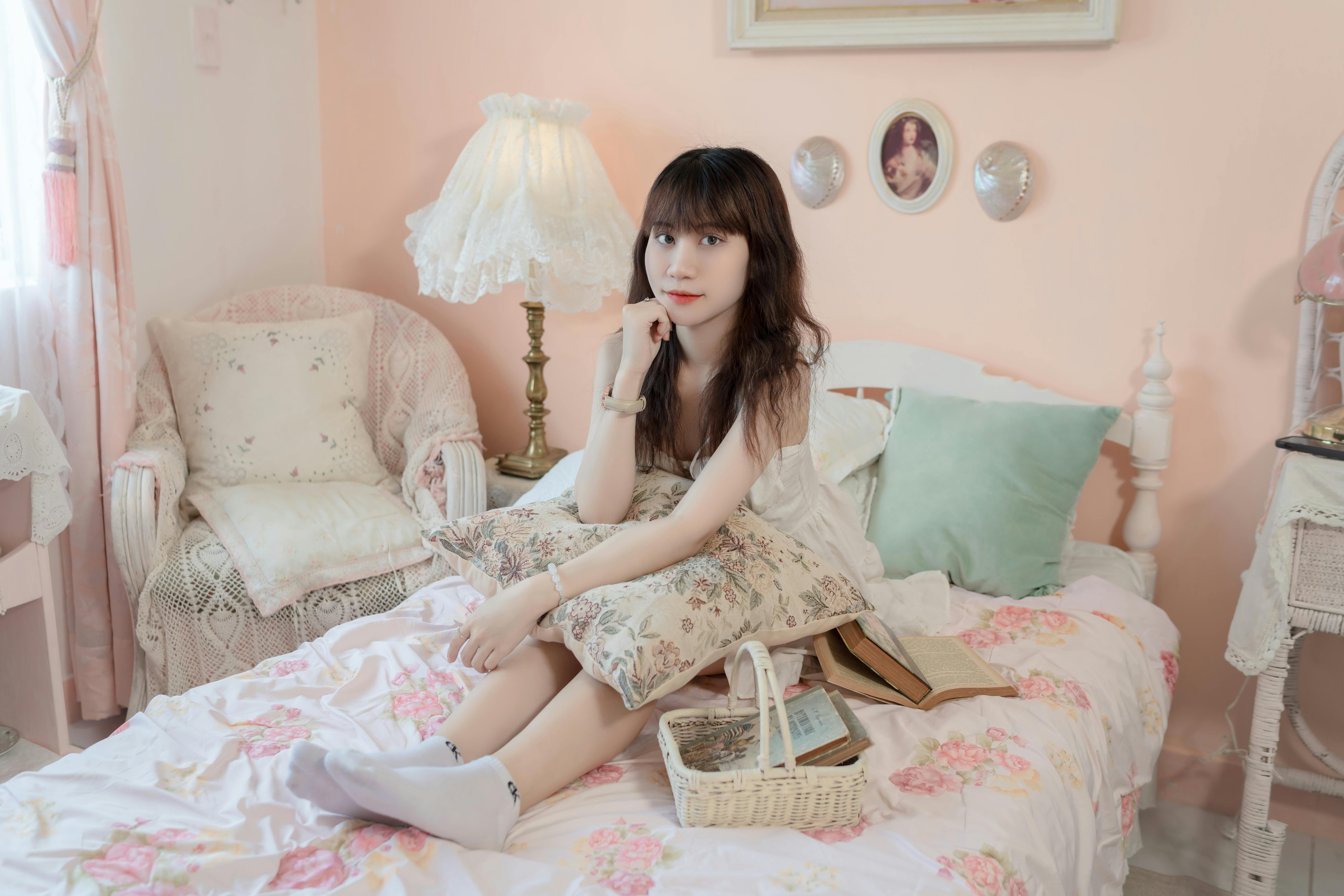 흰 고양이가 등장하는을 상징하는 이미지