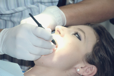 사랑니 발치 후 통증과 주의사항