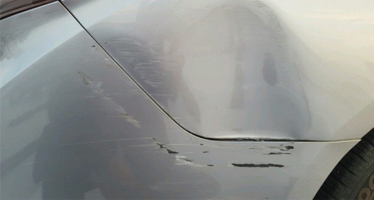 자동차 덴트 비용과 판금 도색 가격 차이