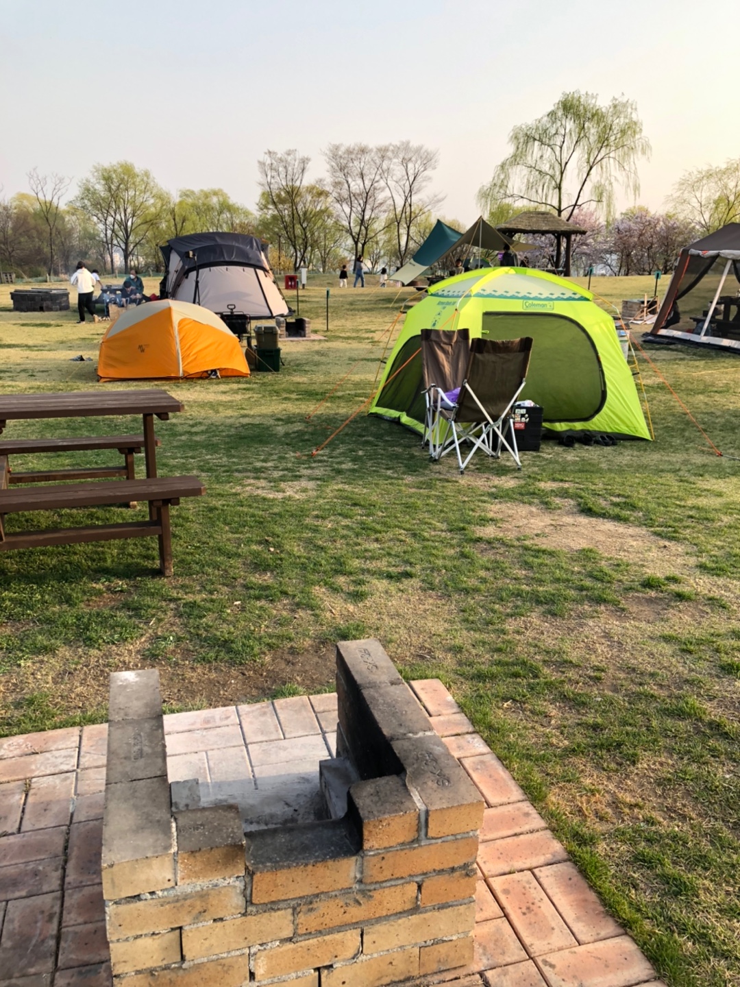 노을공원-캠핑장-근접