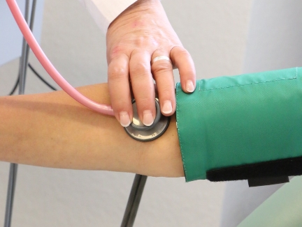 고혈압 정상수치로 낮추는 5가지 방법