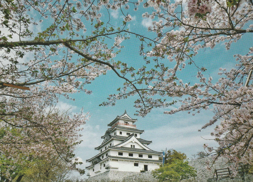 하단 가운데 구조의 배경사진