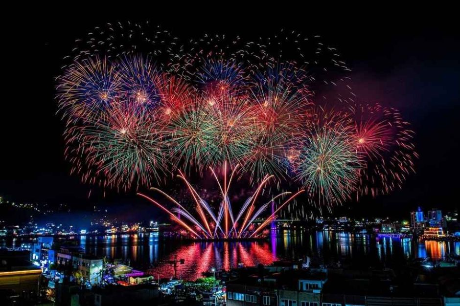 여수밤바다 불꽃축제 2025