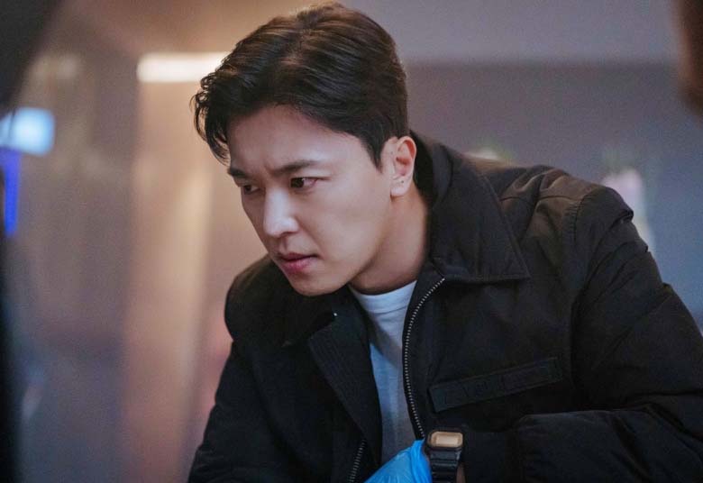 멱살 한번 잡힙시다