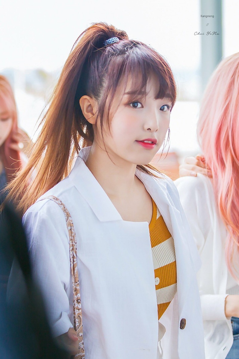최예나 나이 과거 프로필 아이즈원 키 인스타 고화질 화보 레전드 복근 실물