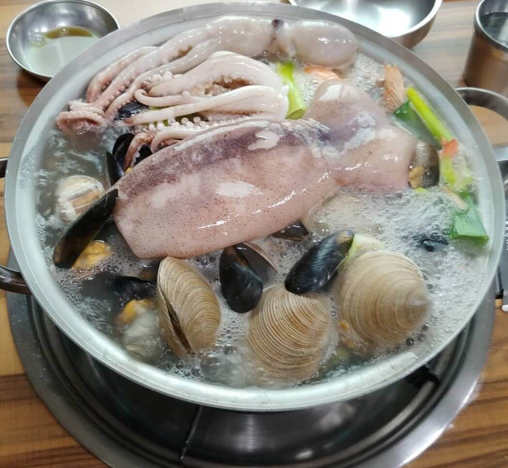 최피디 해물 칼국수