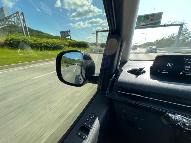 "카니발, 너 나와!"···패밀리카 매력 '뿜뿜' 스타리아