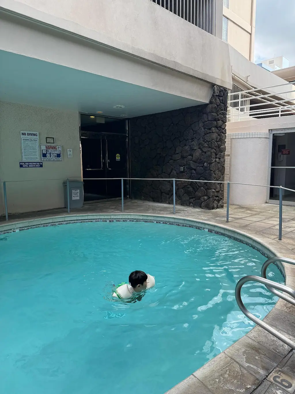 일리마호텔 수영장