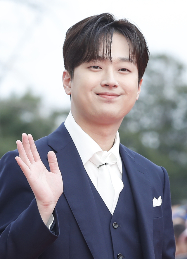 이찬원 나이 프로필 고향 군대 여자친구 결혼관 데뷔 MBTI 키 몸무게 총정리