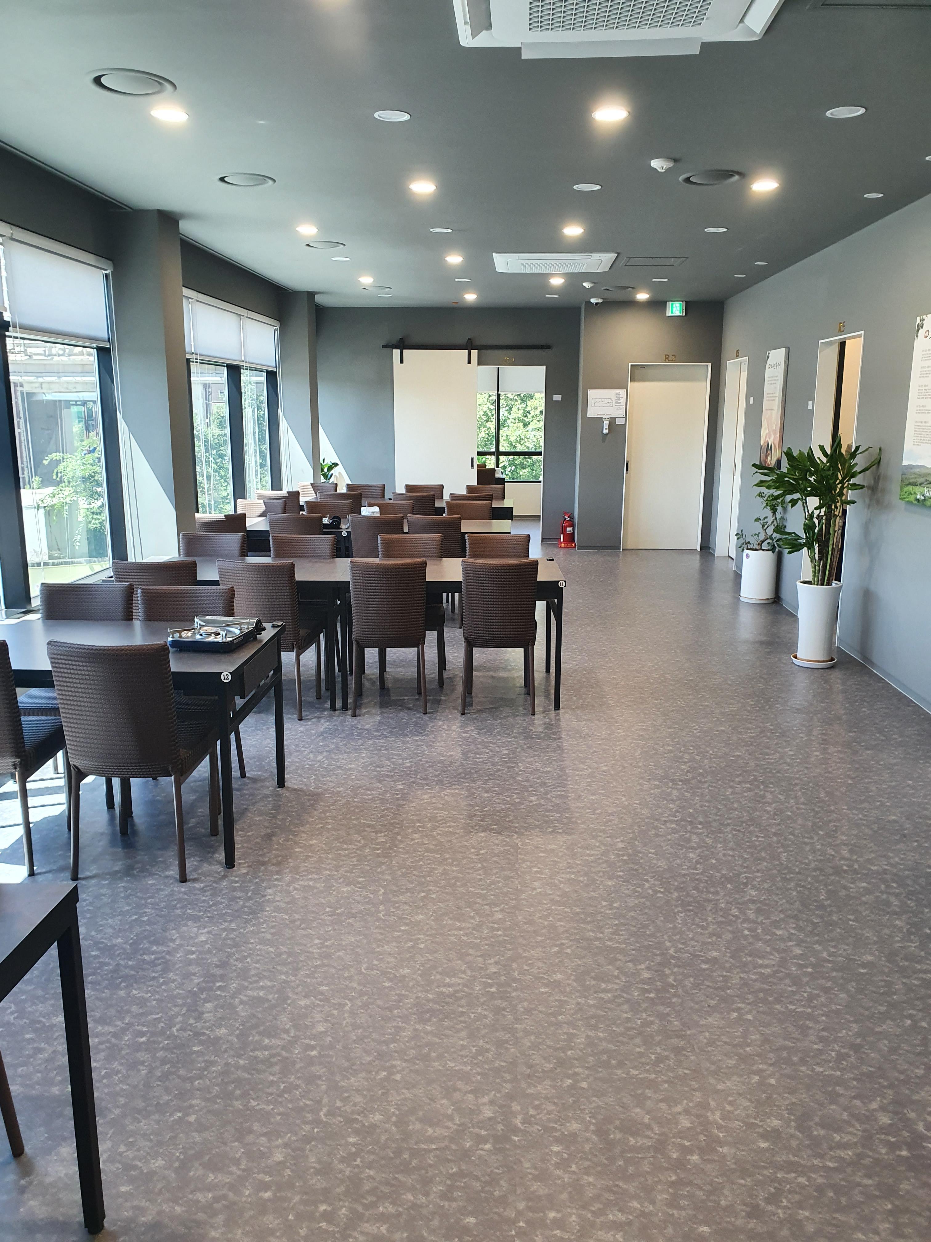 용인 신갈동 은행나무집 가게 2층